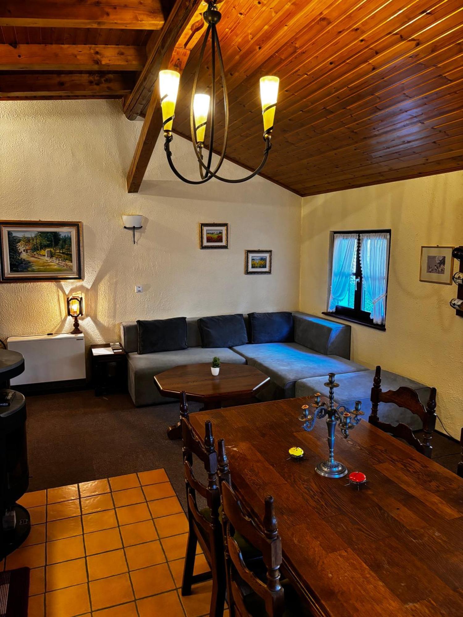 Vila Trusties Dirbach Exteriér fotografie